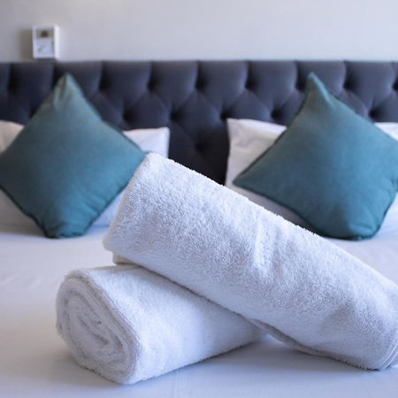 Ocean Breeze Hotel Strand Εξωτερικό φωτογραφία