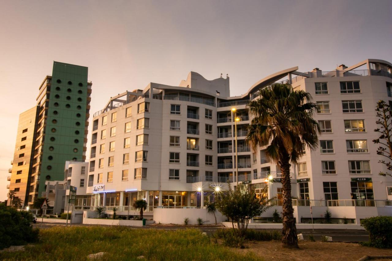 Ocean Breeze Hotel Strand Εξωτερικό φωτογραφία