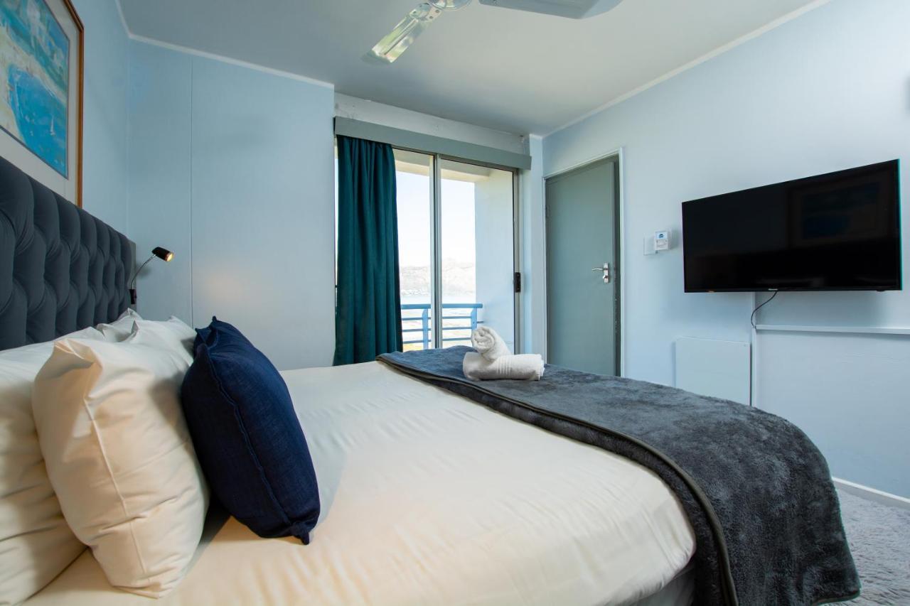 Ocean Breeze Hotel Strand Εξωτερικό φωτογραφία