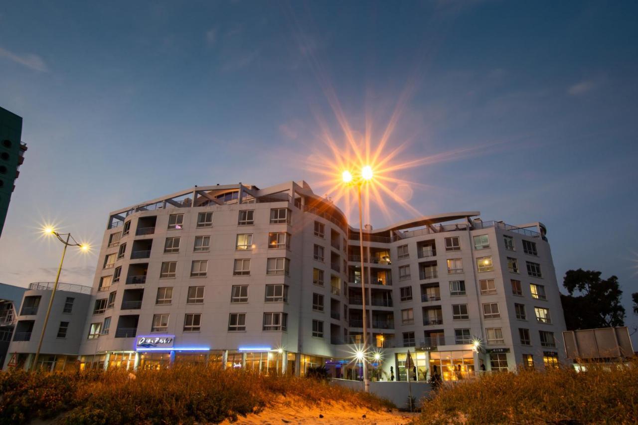 Ocean Breeze Hotel Strand Εξωτερικό φωτογραφία