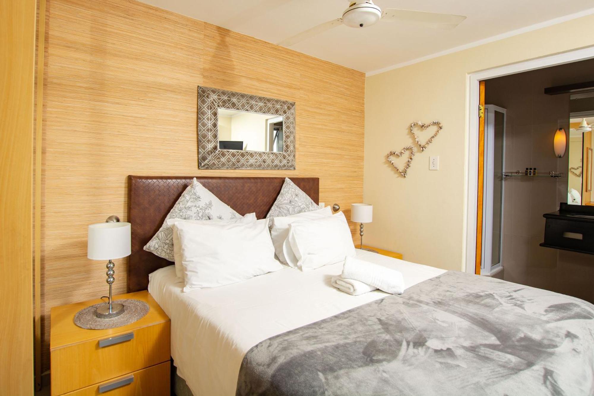 Ocean Breeze Hotel Strand Εξωτερικό φωτογραφία