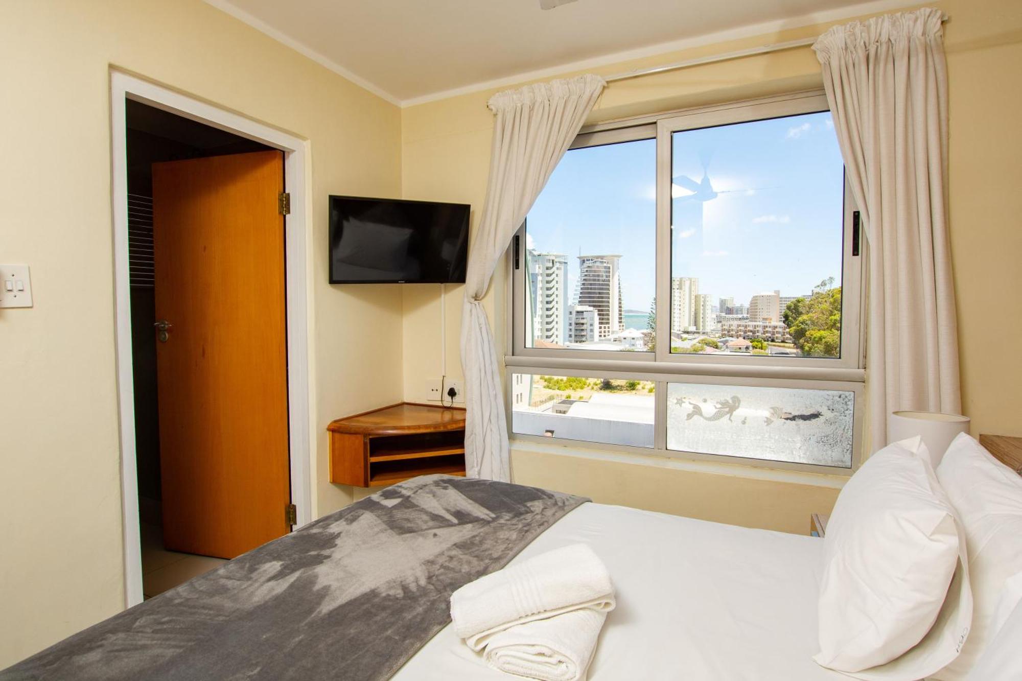 Ocean Breeze Hotel Strand Εξωτερικό φωτογραφία