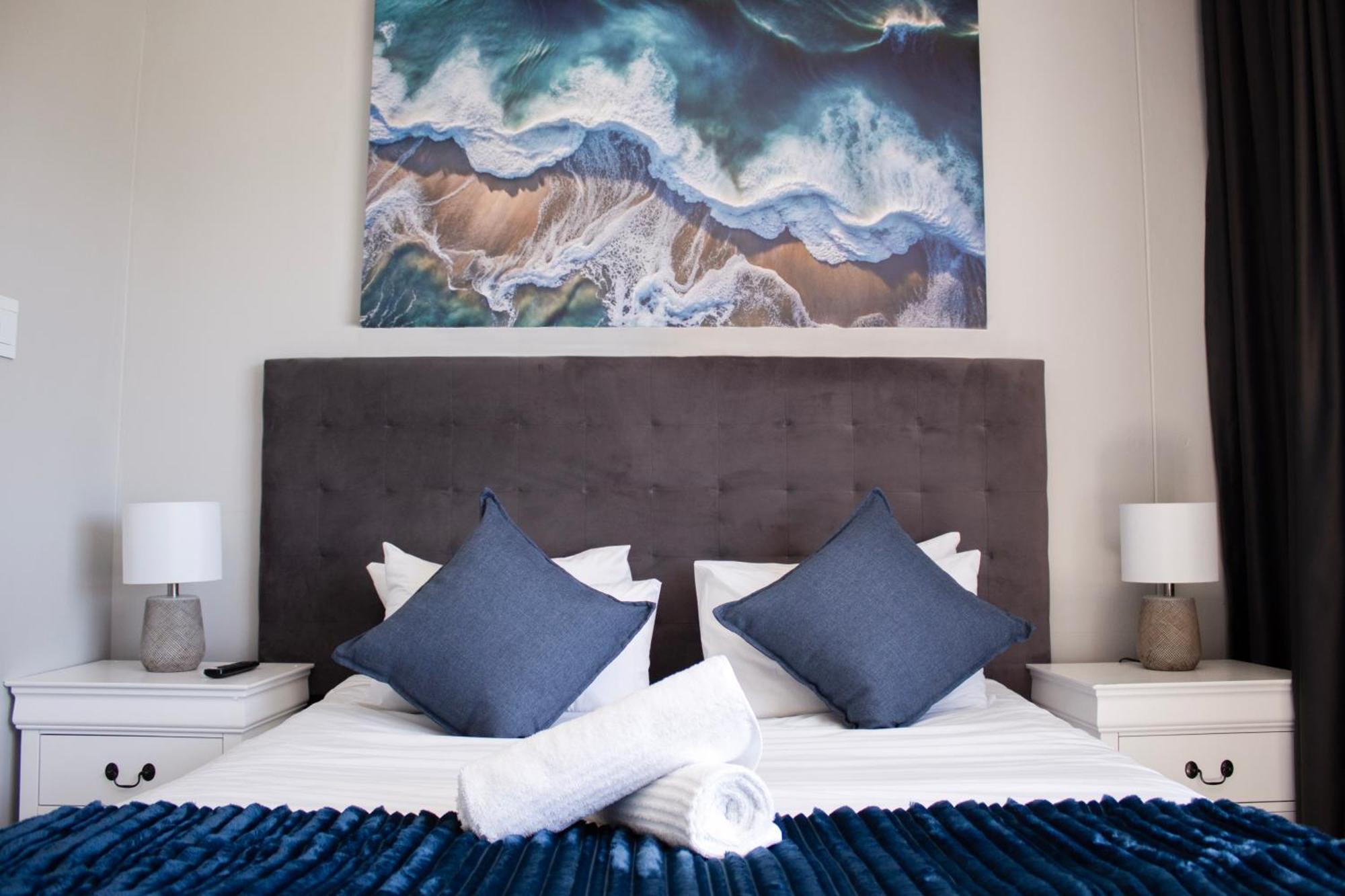 Ocean Breeze Hotel Strand Εξωτερικό φωτογραφία