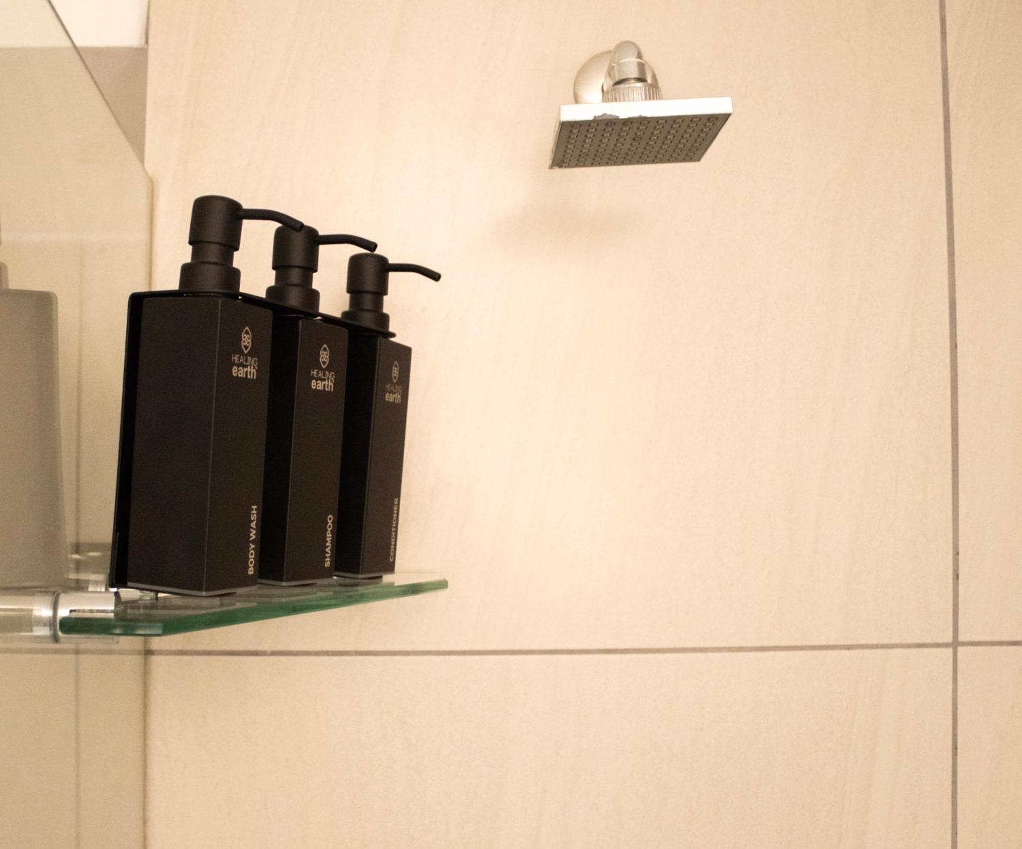 Ocean Breeze Hotel Strand Εξωτερικό φωτογραφία