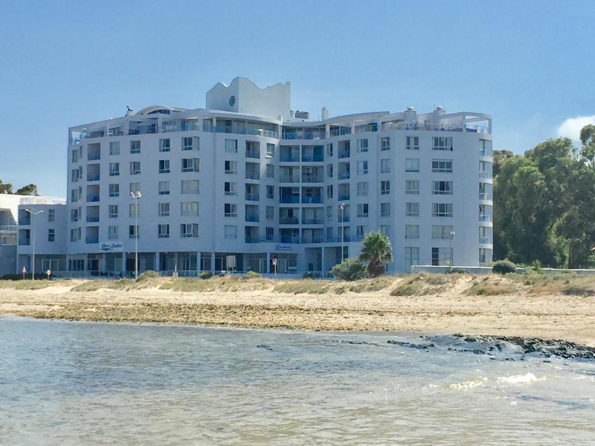 Ocean Breeze Hotel Strand Εξωτερικό φωτογραφία
